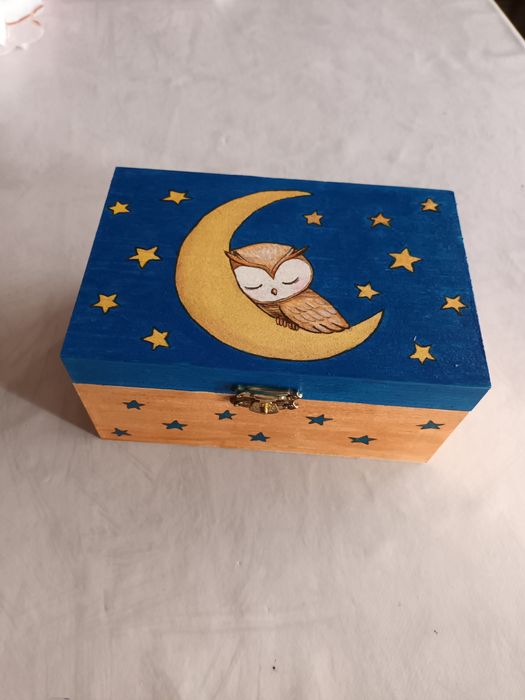 Ръчно рисувана кутия за бижута