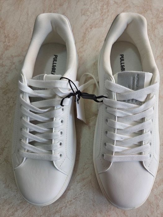 Спортни обувки PULL&BEAR