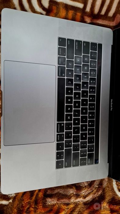 Macbook Pro A1707  16/512gb core i7