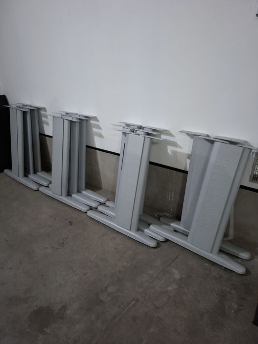 Метални крака за бюра