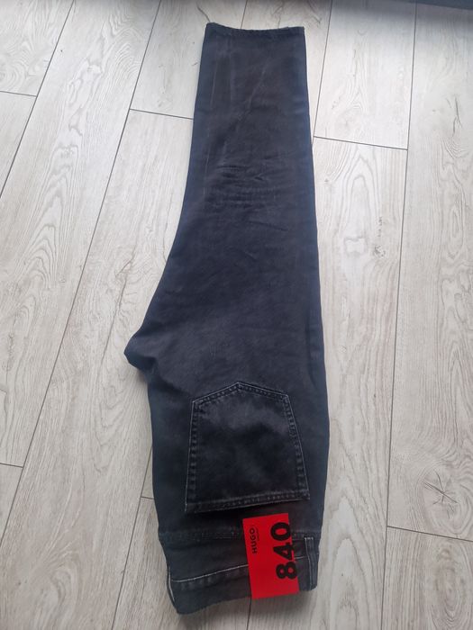 Blugi hugo boss noi