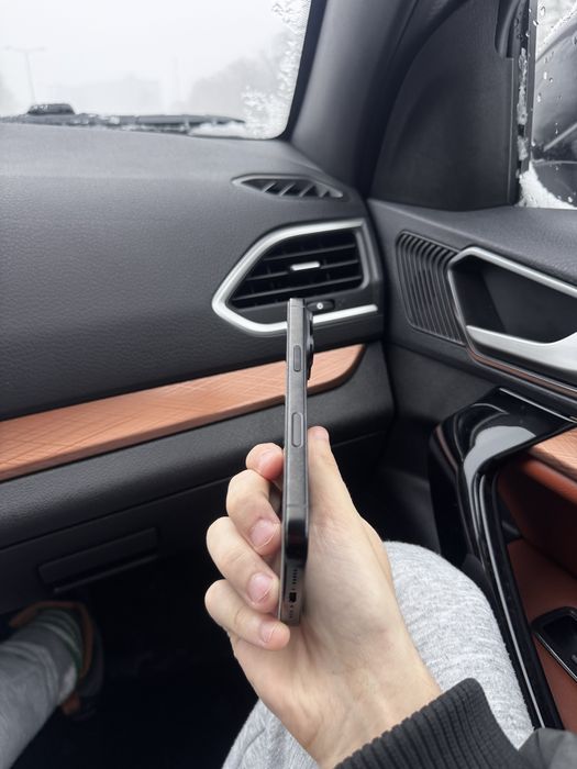 Iphone 16 pro в идеале на гарантии