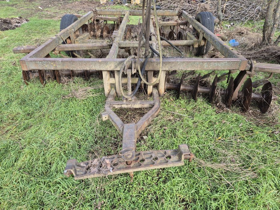 Vând disc tractor U650