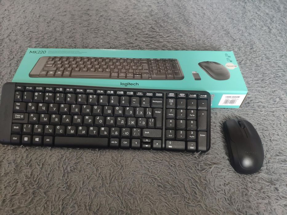 Комплект клавиатура и мышка