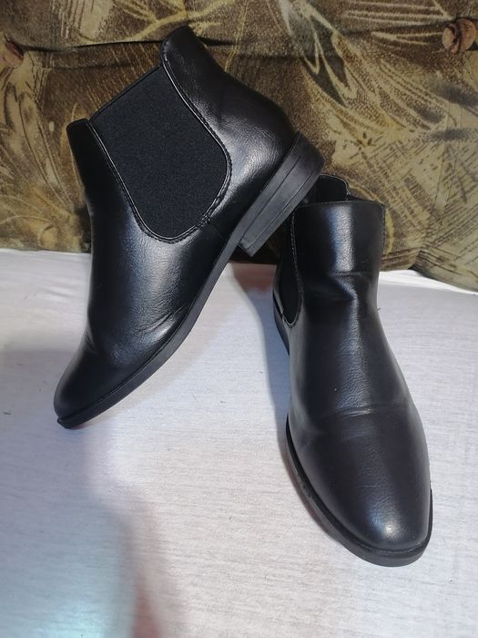 Botine nr 40 piele naturală