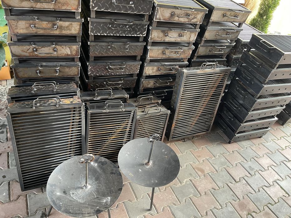 Gratar de grădină cu grătar reglabil , cu picioare demontabile , 60/8