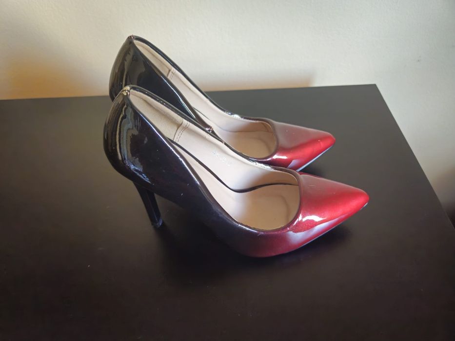 Pantofi de damă noi