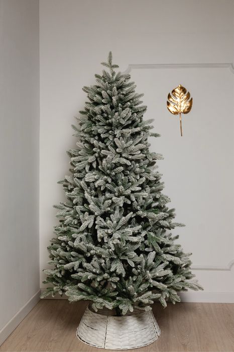 Продам новые снежные елки