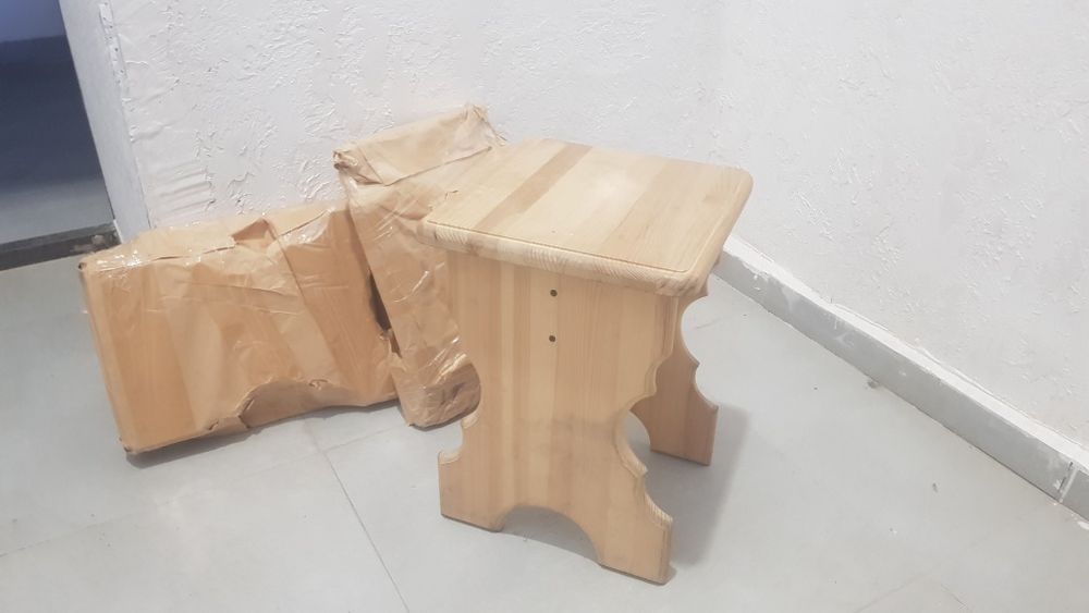 Продам деревянные табуретки