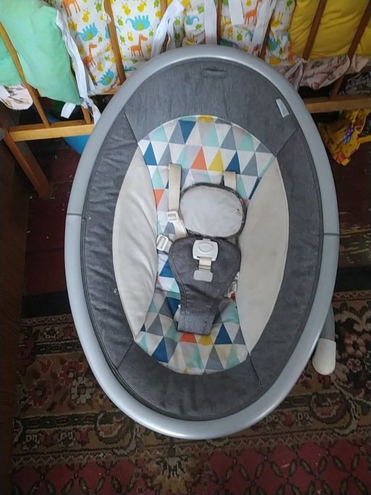 Продам детскую шезлонг каталку