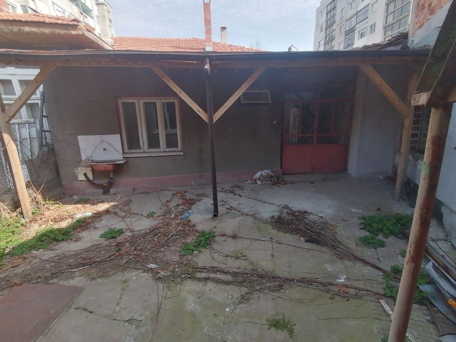 Продава се Къща в Силистра, Митница - 100 кв.м за 561 €/кв.м - Снимка #1