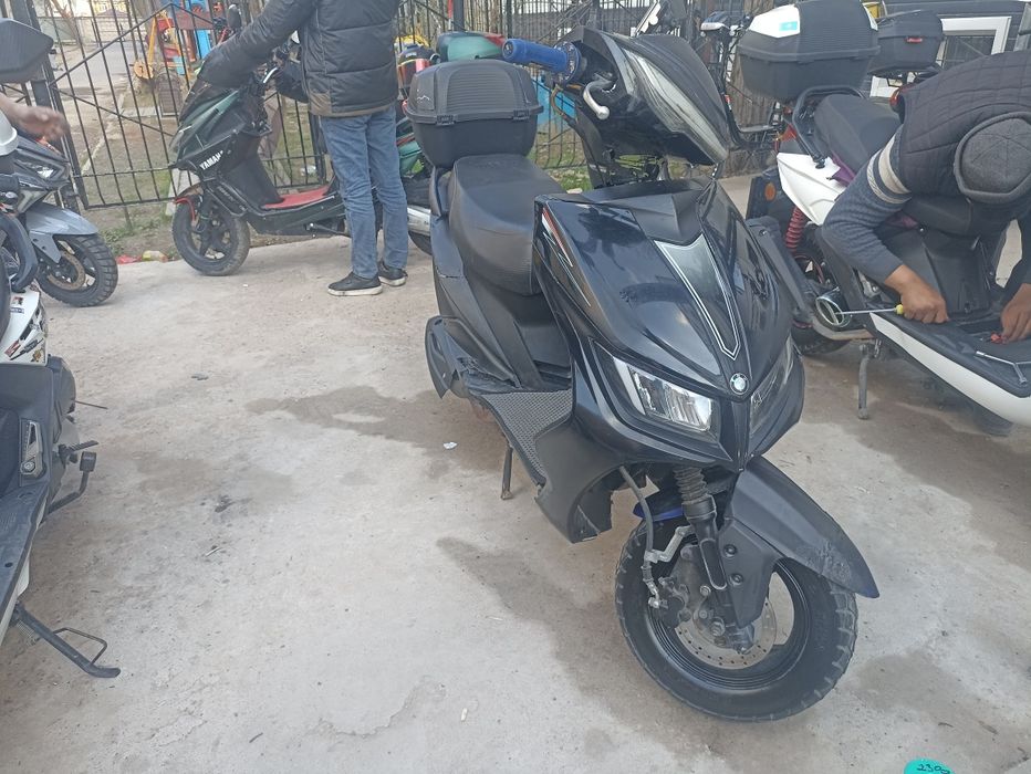 Мопед хороший состояние...