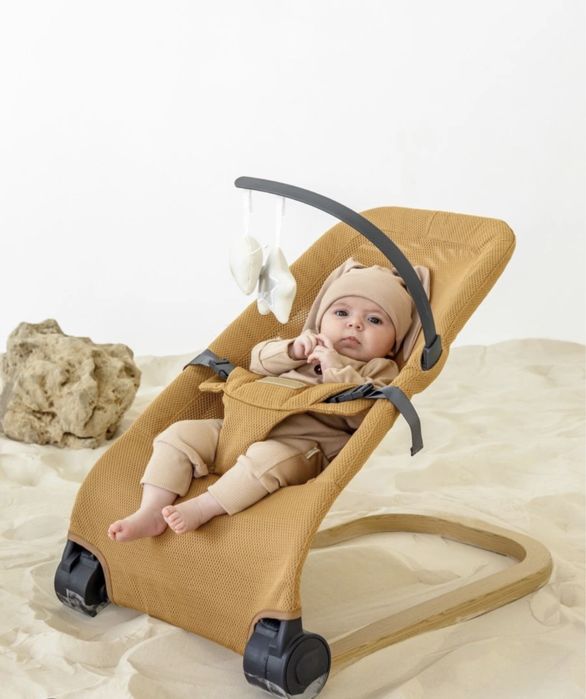 развивающий коврик и шезлонг в подарок