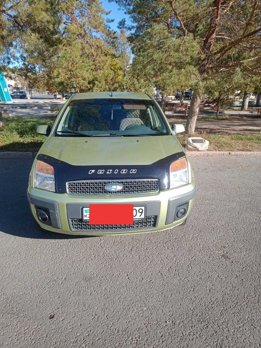 Продам автомобиль Ford Fusion