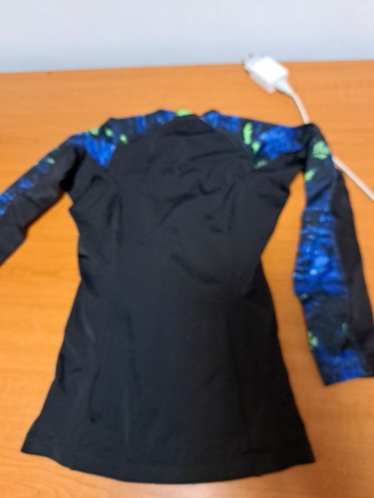 Tricou, bluze uv 10-11 ani / 12-13 ani