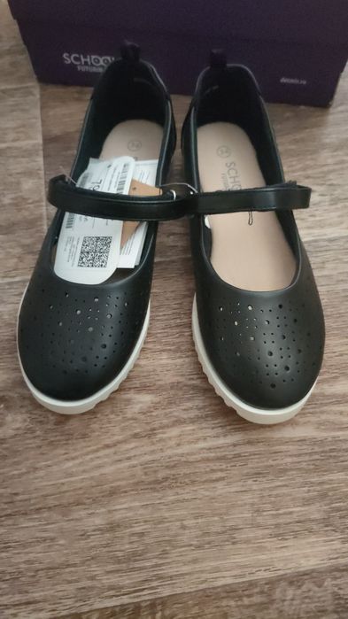 Продам новые туфли