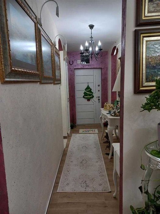 Дава се под наем Двустаен апартамент в Пловдив, Южен - 63 кв.м за 204 € - Снимка #1