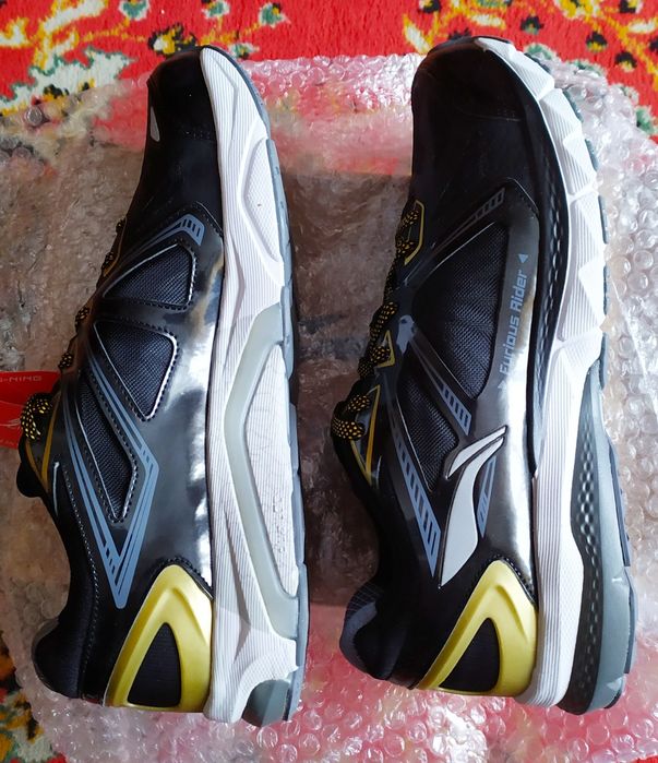 Кроссовки беговые Li-Ning р. 46
