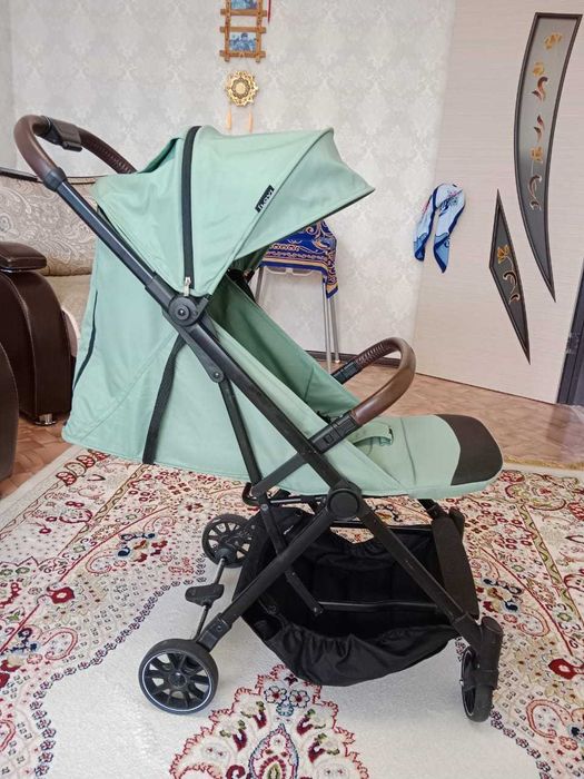 Продам коляску детскую