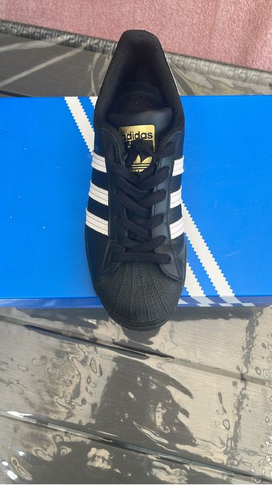 Adidasi dama marimea 35,5 diferite modele