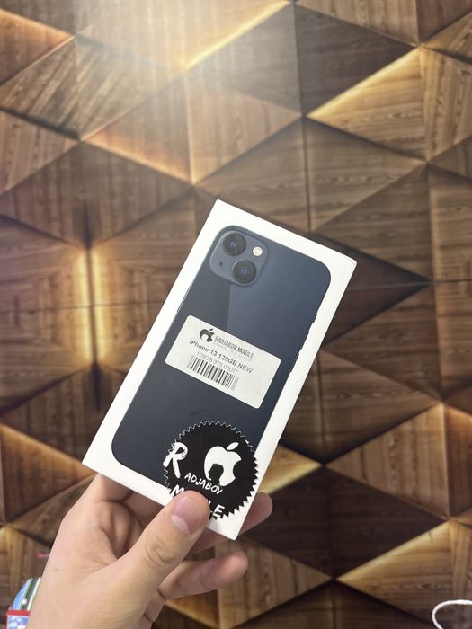 продам iPhone 13 в идеальном состоянии