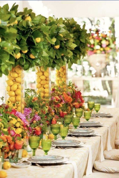 Декор. Свадьба. Украшение стола. Праздник. стойки. . Озеленение.