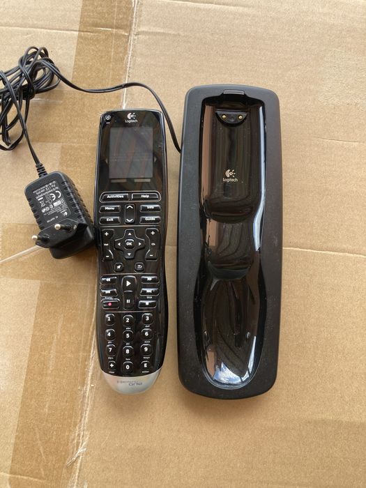 Telecomanda Universala Logitech Harmony One Universala cu Dock