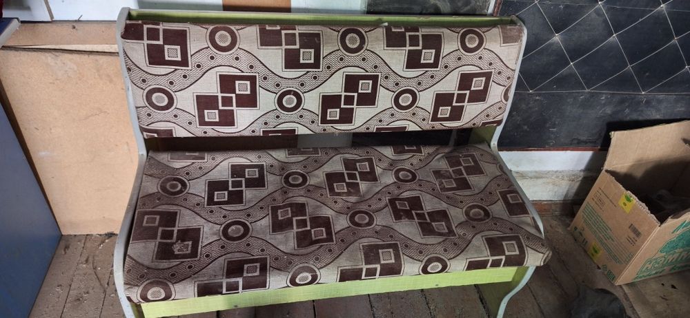 Продаю кухонный уголок