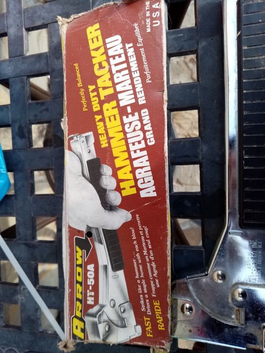 Hammer Tacker capsator pt. constructii