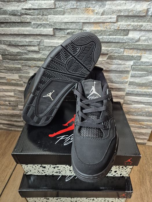 Jordan 4 Black Cat