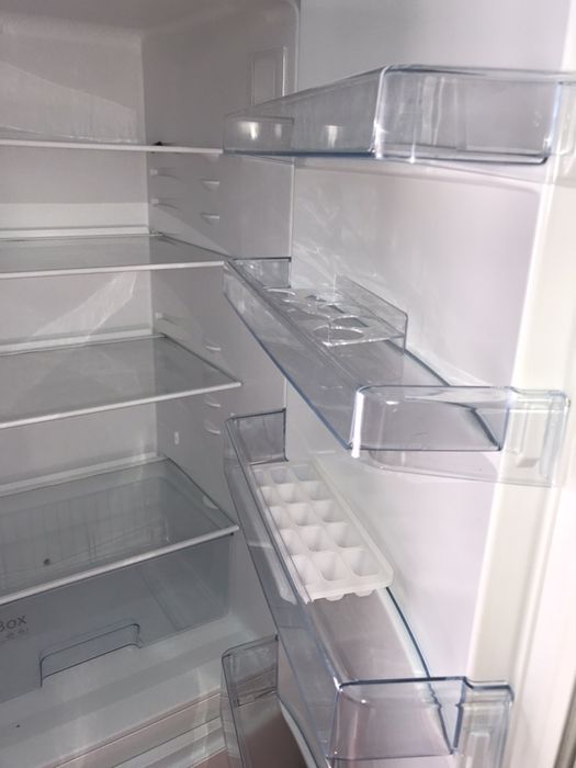 Двухкамерный холодильник Bosch