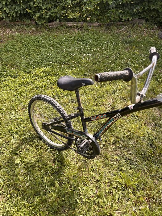 Atas bicicleta pentru copii