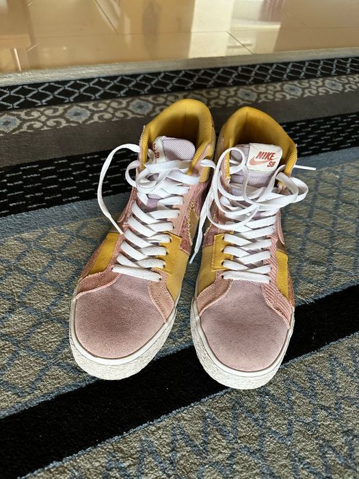 Продам кроссовки Nike