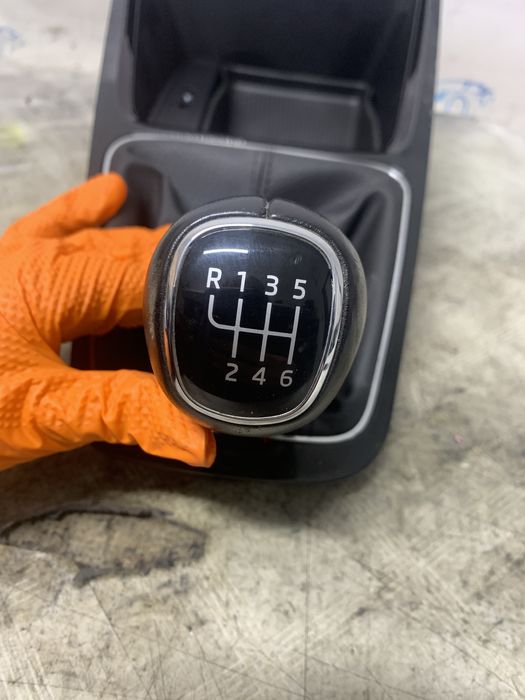 nuca schimbator 6+1 trepte  skoda octavia 4 1.0 benzina 2022