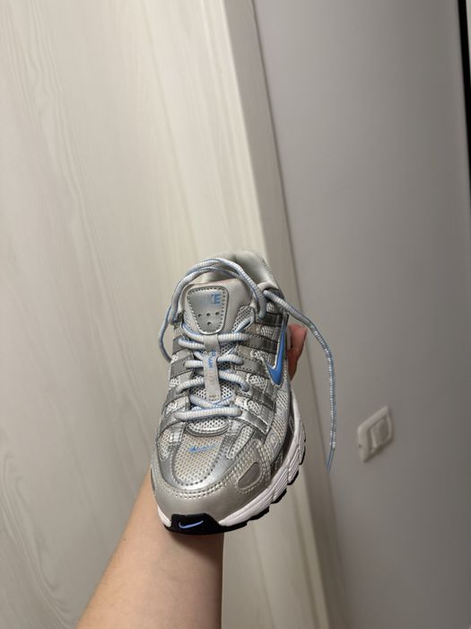 Adidasi nike p 6000