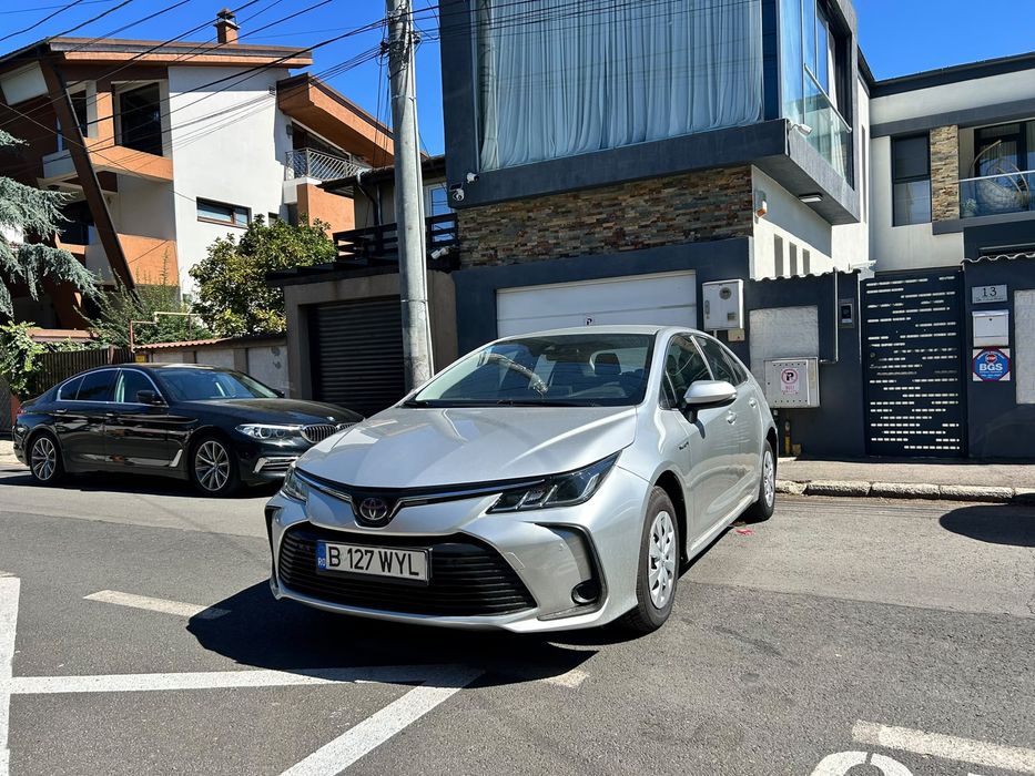 Toyota Corolla sedan TVA inclus