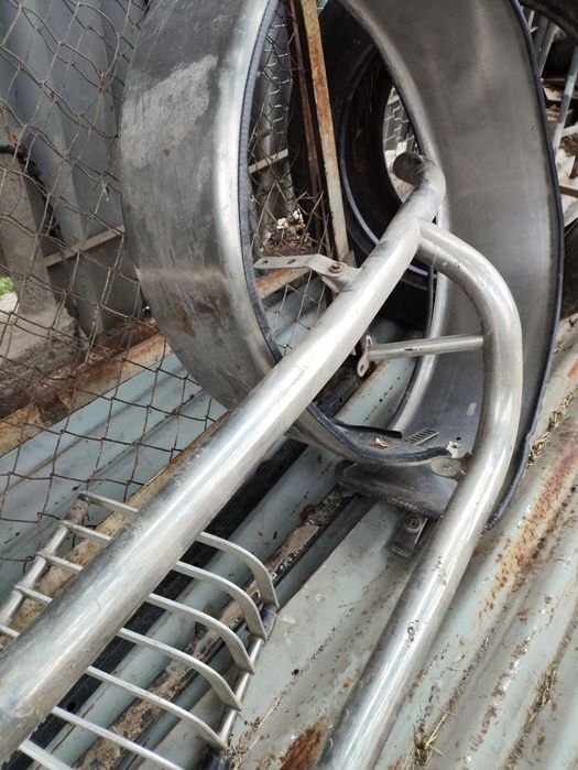 кингурятники, подфарники