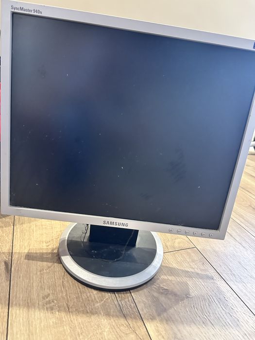 Монитор samsung