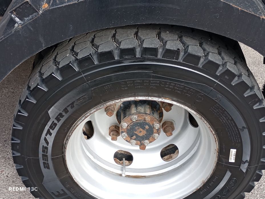 Исузу самасвал сотилади