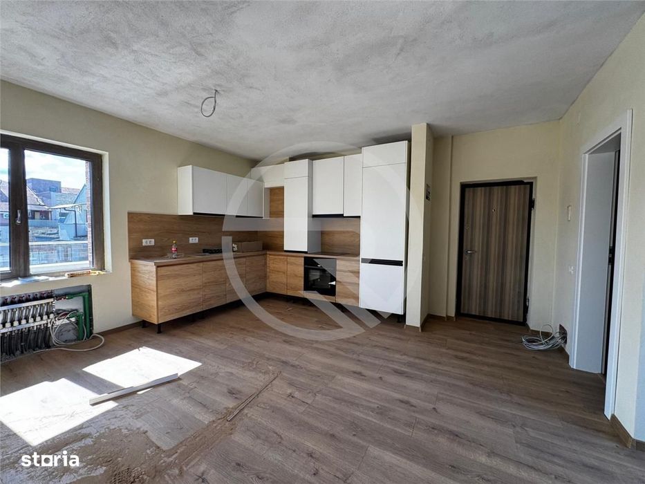 Apartament Tip Penthause 3 camere,103 mp + 2 terase ,situat pe strada
