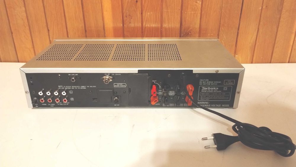 radio amplituner Technics SA250