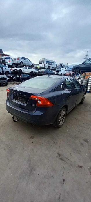volvo s60 motor 2.4  an 2011 Dezmembrez/Dezmembram