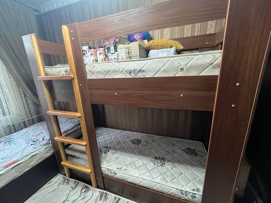 Продам двухэтажный кроват