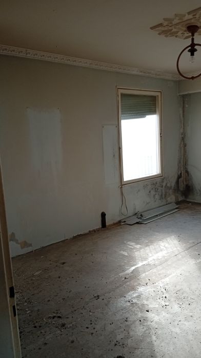 Продава се Двустаен апартамент в Нова Загора - 61 кв.м за 738 €/кв.м - Снимка #2