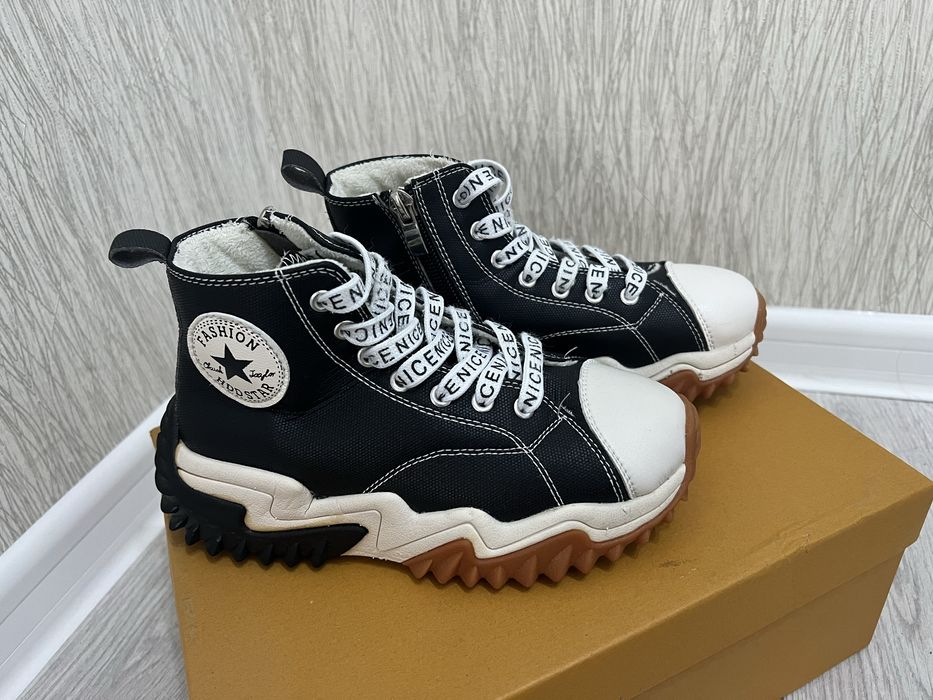 Весна осень на девочку