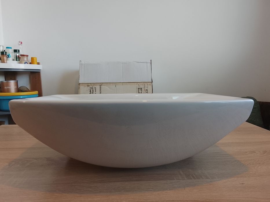 Шкаф за баня водоустойчив шкаф с умивалник за баня