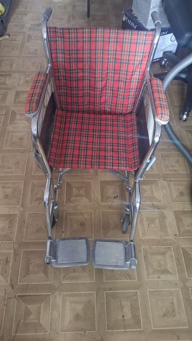 Инвалидная коляска