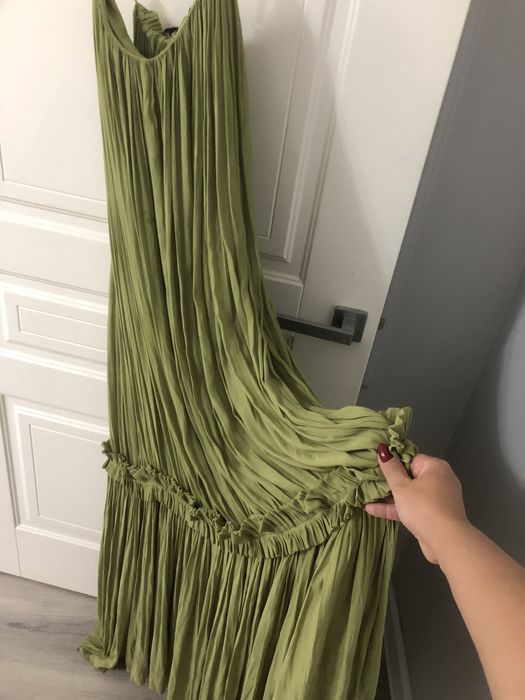 Пальто, платья разные