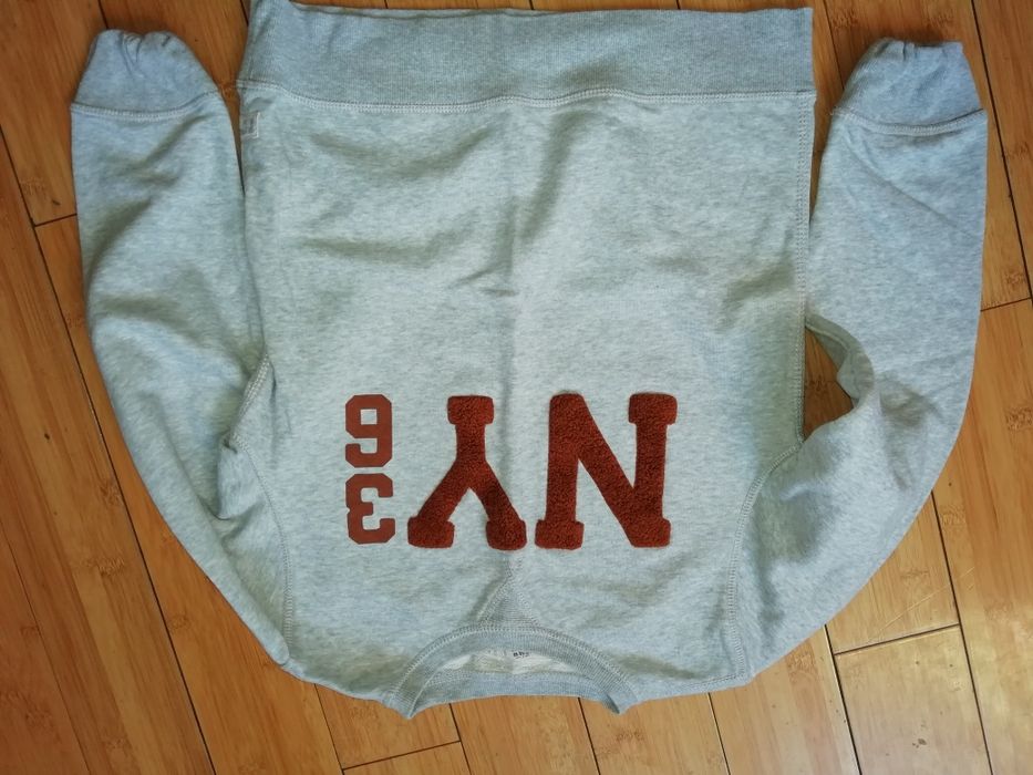 Различни модели дрехи в снимките ръст 140