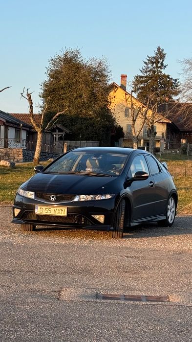 Honda civic hatchback